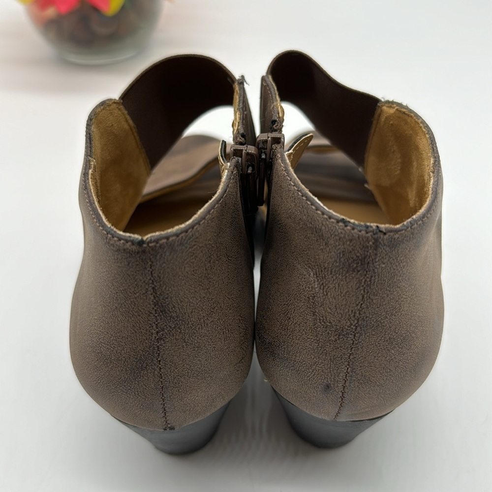 Natural Soul Brown Heels Sz 8.5 MCH6358 - Picture 3 of 7